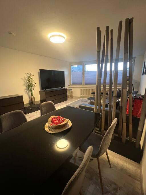 Modernes Apartment Mit 75Qm Mit Balkon & Aussicht Aachen Bagian luar foto