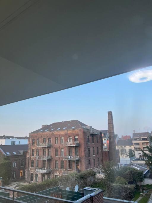 Modernes Apartment Mit 75Qm Mit Balkon & Aussicht Aachen Bagian luar foto