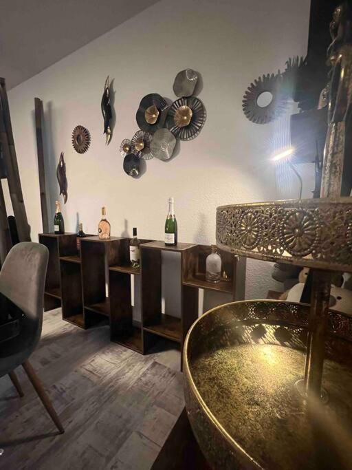 Modernes Apartment Mit 75Qm Mit Balkon & Aussicht Aachen Bagian luar foto