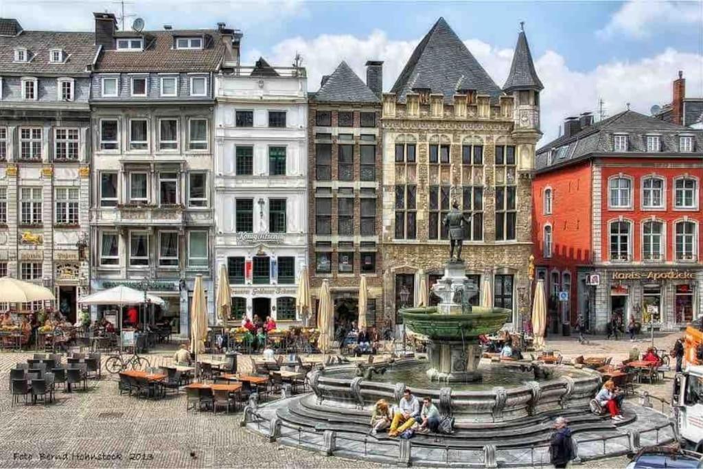 Modernes Apartment Mit 75Qm Mit Balkon & Aussicht Aachen Bagian luar foto